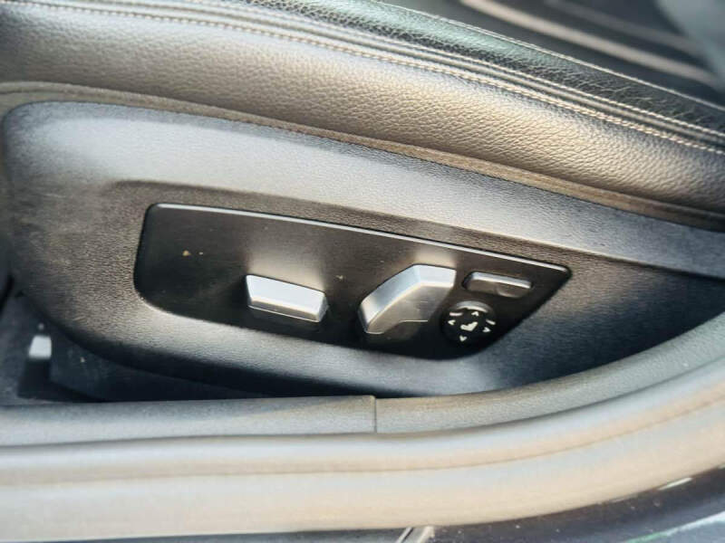 2018 BMW 5 Series 530i