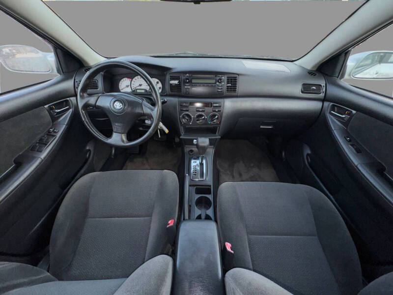 2004 Toyota Corolla