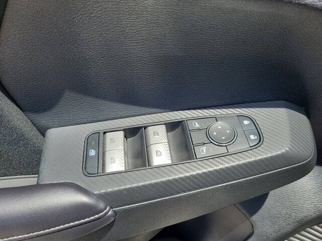 2024 Mitsubishi Outlander ES