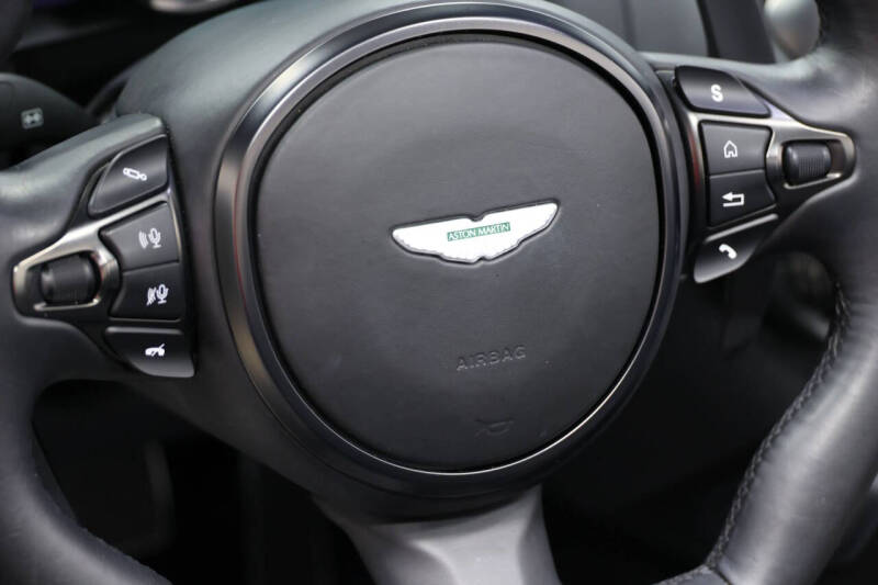 2023 Aston Martin Vantage