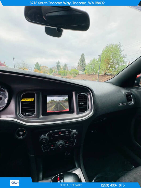 2019 Dodge Charger SXT