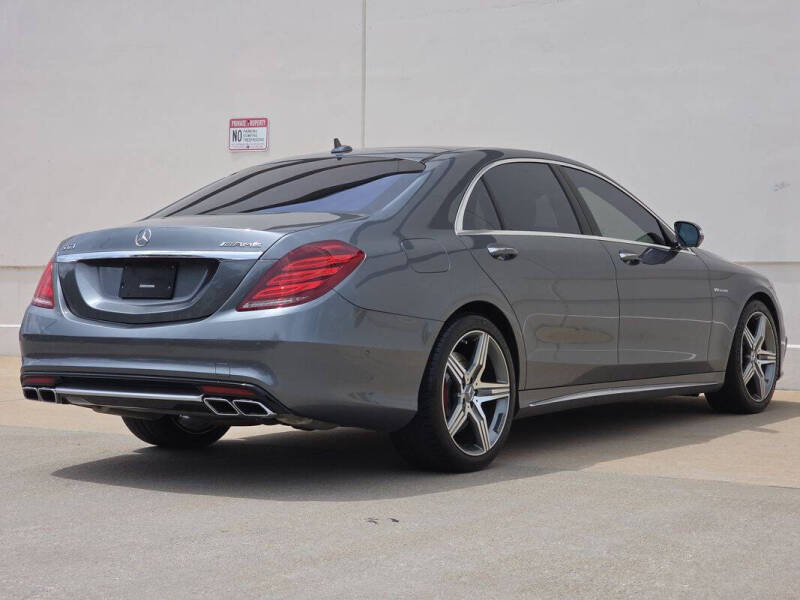 2016 Mercedes-Benz S-Class AMG S 63