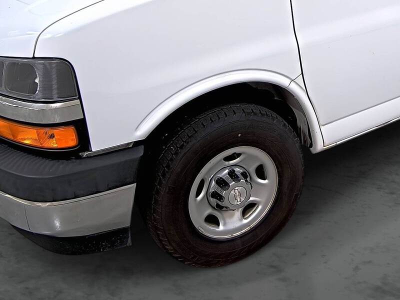 2020 Chevrolet Express 2500