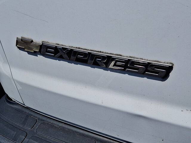2021 Chevrolet Express 2500