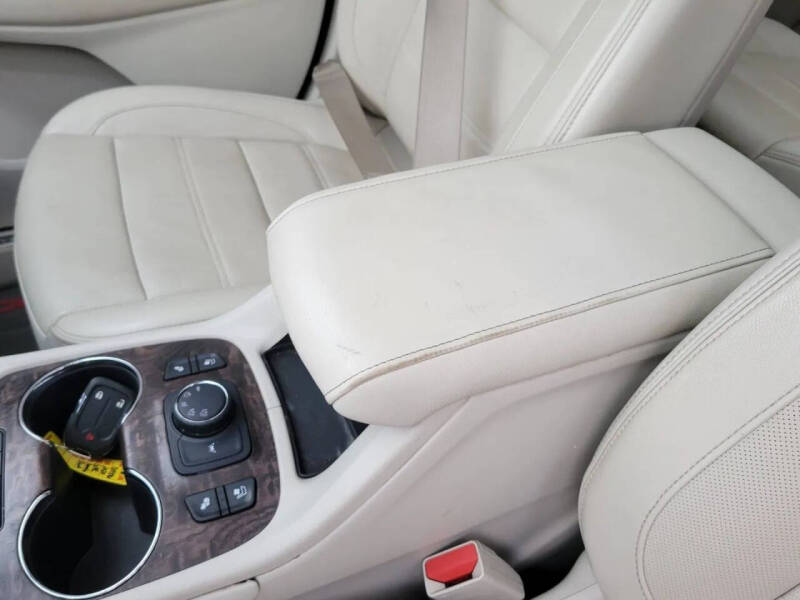 2020 GMC Acadia Denali