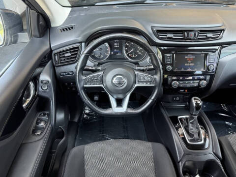 2021 Nissan Rogue Sport SV