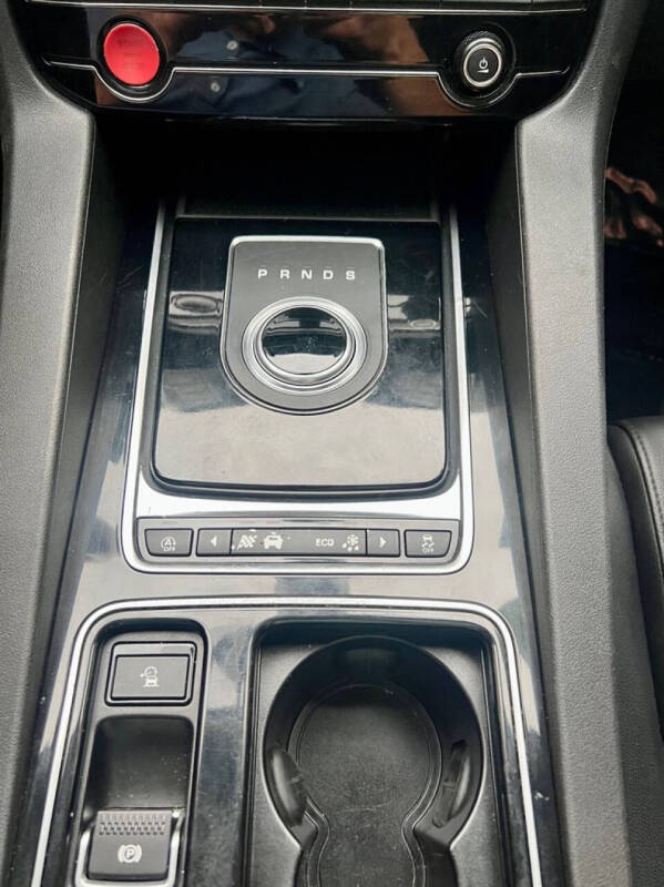 2018 Jaguar F-PACE 30t Premium