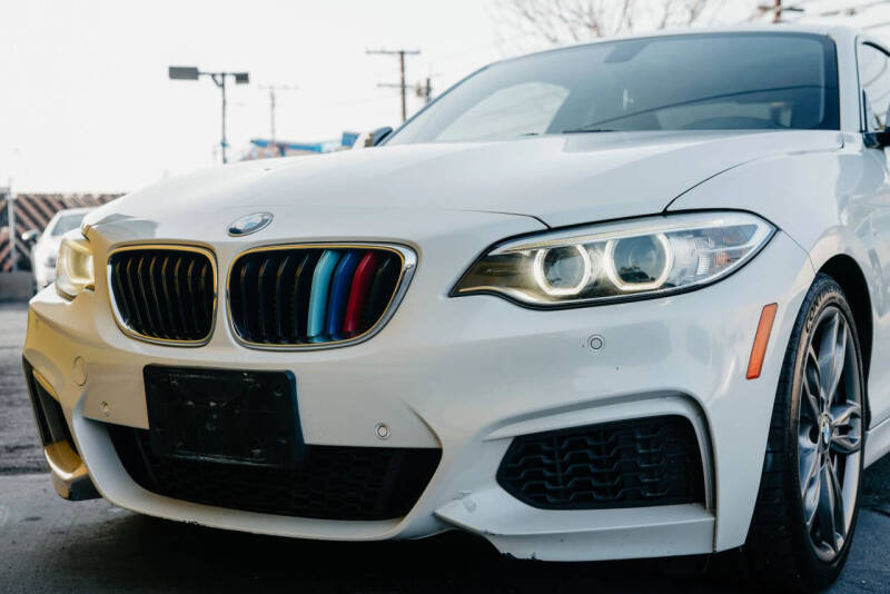 2016 BMW 2 Series M235i