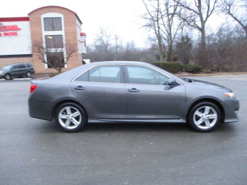 2014 Toyota Camry SE