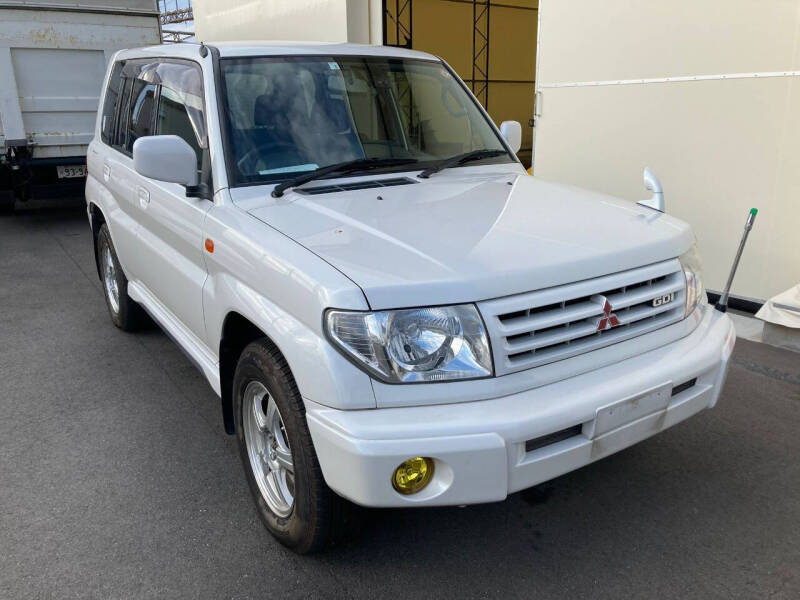 2000 Mitsubishi Pajero