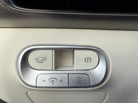 2024 Genesis GV60 Advanced