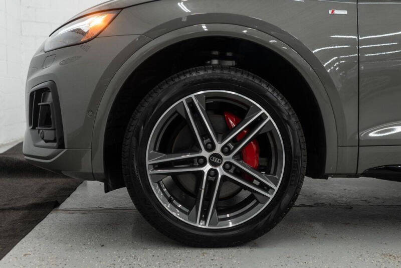 2024 Audi Q5 e quattro S line Prestg 55 TFSI