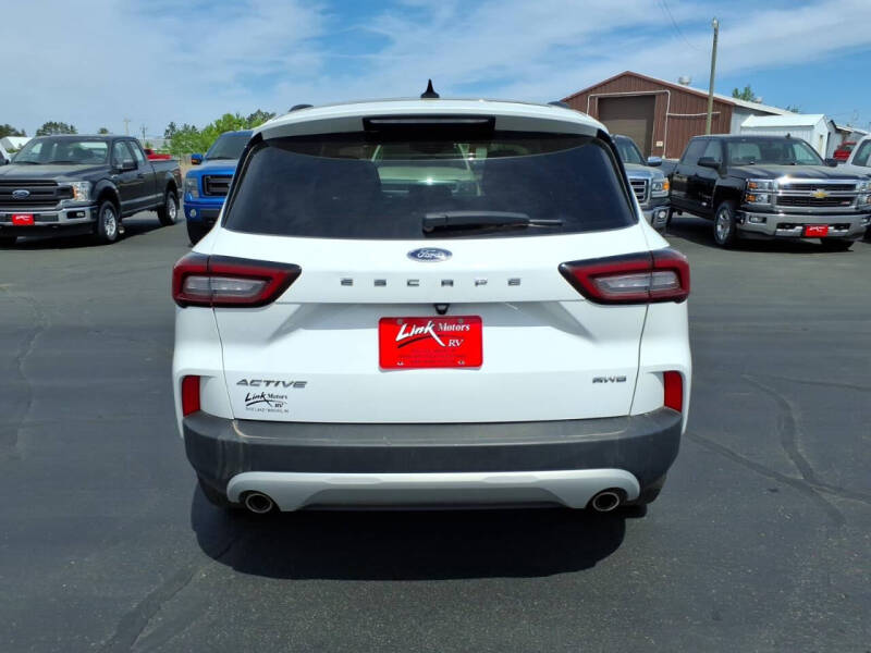2025 Ford Escape Active