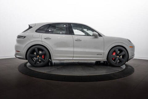 2026 Porsche Cayenne GTS