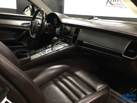 2016 Porsche Panamera GTS