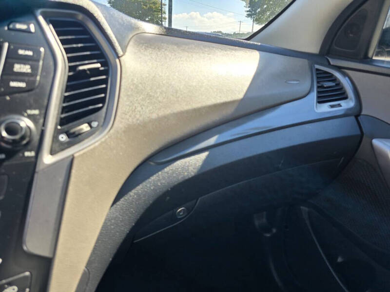 2015 Hyundai Santa Fe Sport 2.4L