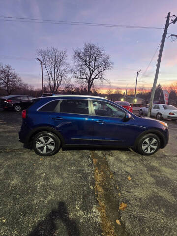 2017 Kia Niro LX