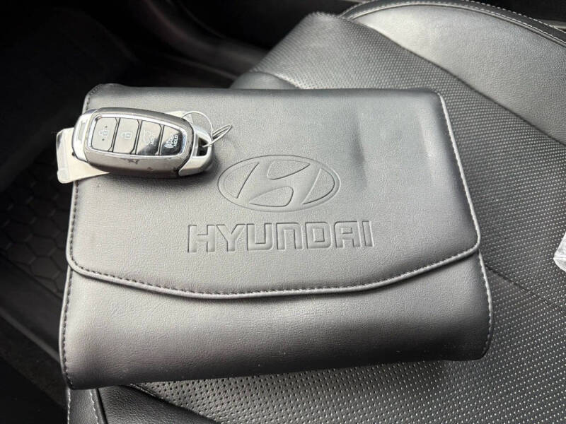 2019 Hyundai Santa Fe Limited 2.0T