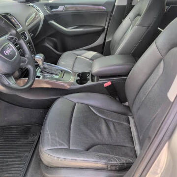2013 Audi Q5 2.0T quattro Premium