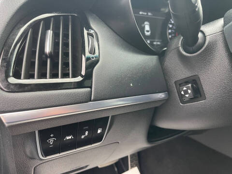 2019 Kia Stinger GT1