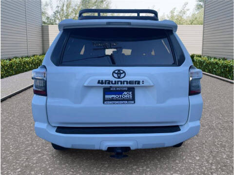 2022 Toyota 4Runner SR5