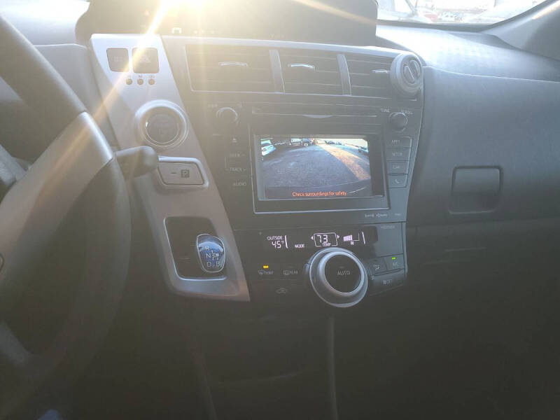 2012 Toyota Prius v Three