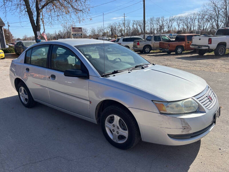 2005 Saturn Ion 1