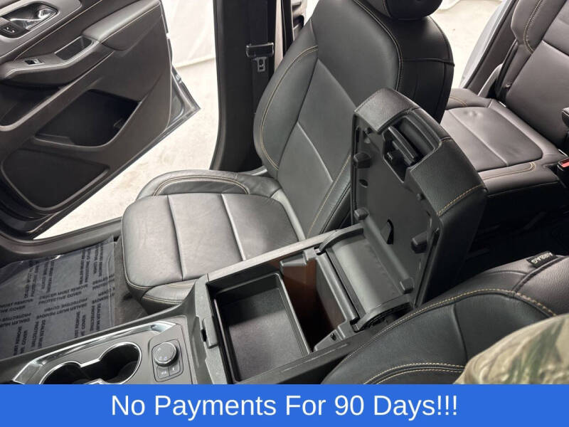 2021 Chevrolet Traverse LT Leather