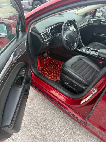 2017 Ford Fusion SE