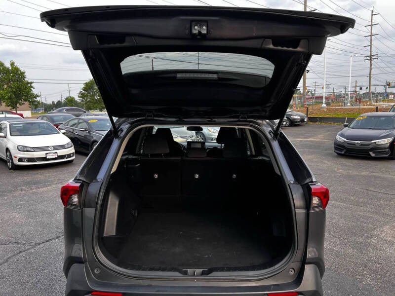 2021 Toyota RAV4 XLE