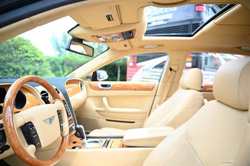 2009 Bentley Continental 17