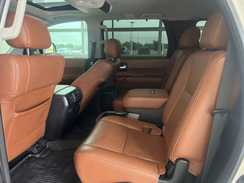 2019 Toyota Sequoia Platinum