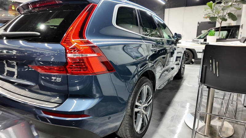 2019 Volvo XC60 T5 Momentum