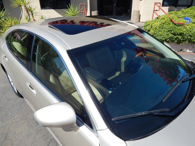 2013 Lexus ES 300h