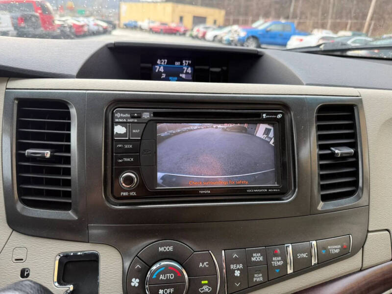 2013 Toyota Sienna