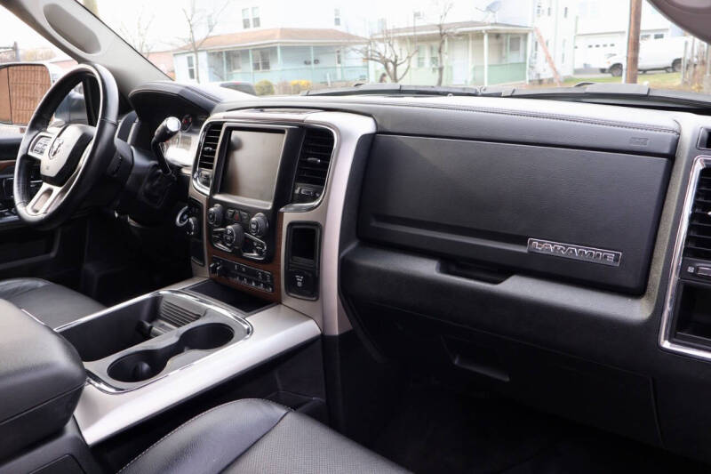 2017 RAM 2500 Laramie