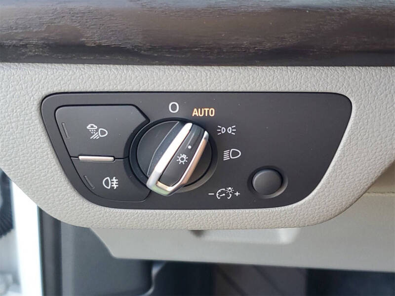 2020 Audi Q5 quattro Premium Plus 45 TFSI