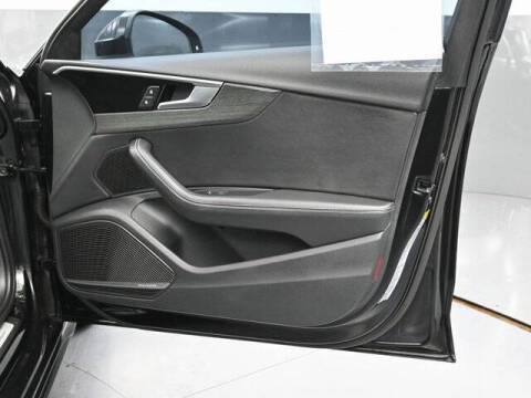 2022 Audi A4 quattro S line Prem Plus 45 TFSI