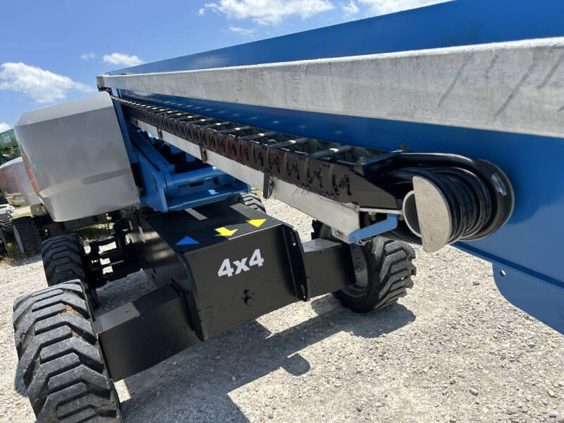 2017 Genie 65' Manlift