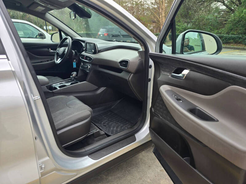 2019 Hyundai Santa Fe SE 2.4L