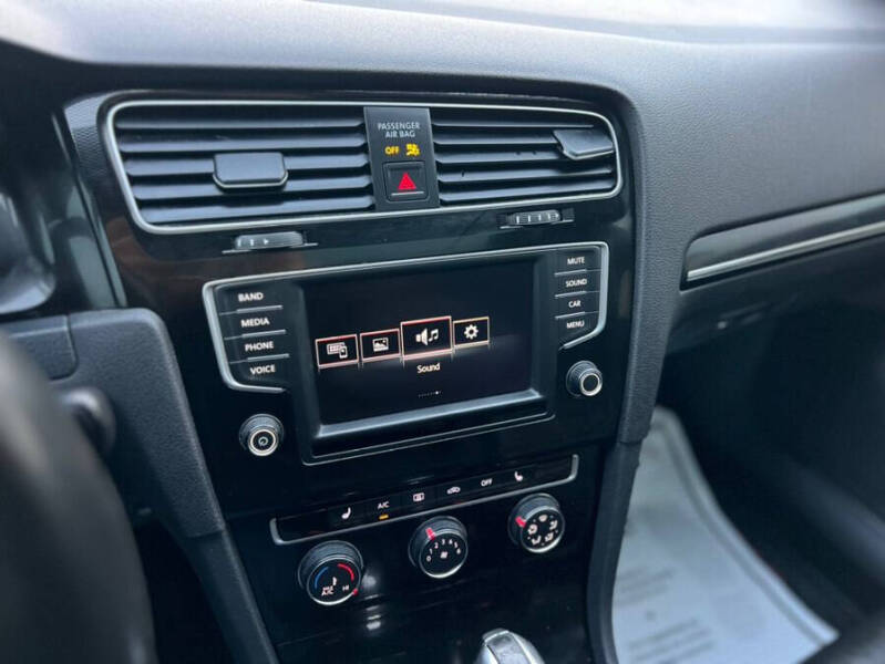 2016 Volkswagen Golf GTI