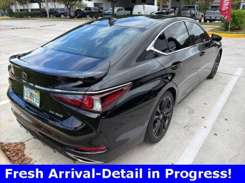 2024 Lexus ES 350 F SPORT Handling