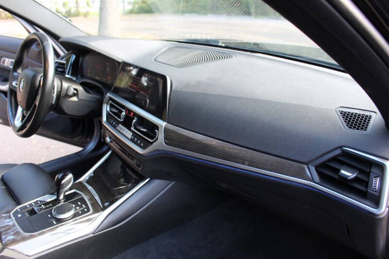 2021 BMW 3 Series 330i