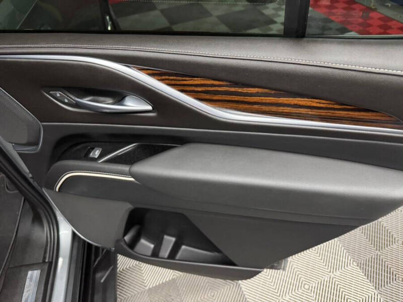 2023 Cadillac Escalade Premium Luxury