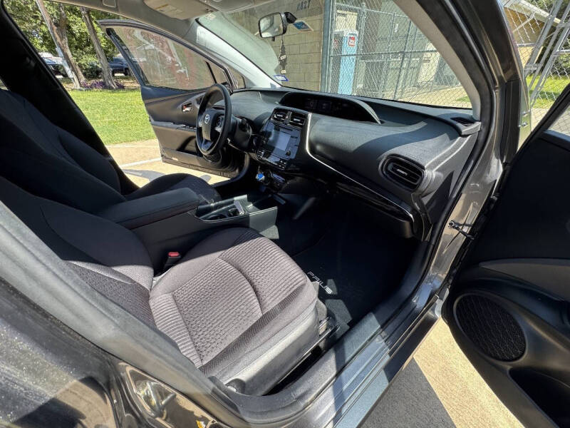2016 Toyota Prius Two
