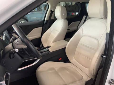 2020 Jaguar F-PACE 30t Prestige