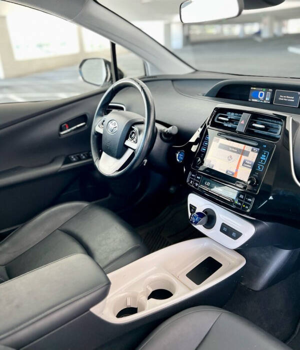 2016 Toyota Prius Four