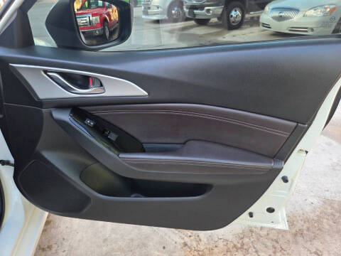 2018 Mazda MAZDA3 Touring