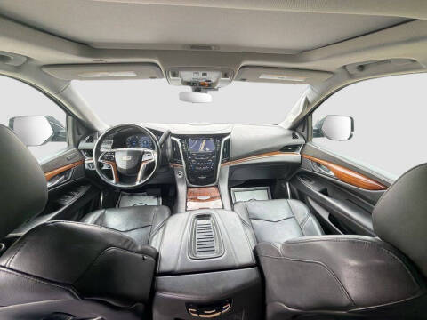 2019 Cadillac Escalade ESV Luxury