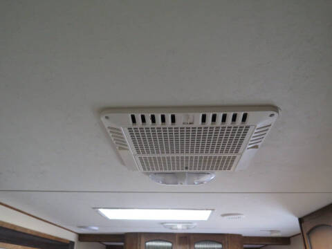 2015 Crossroads RV Zinger